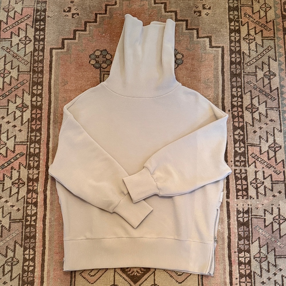 Varley Milton Cowl Neck Sweatshirt Mushroom Small EXLT